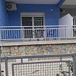 Desire Δωμάτια σε οικογενειακή κατοικία Κορινός