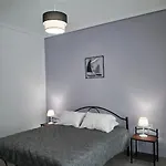 Δωμάτια σε οικογενειακή κατοικία Desire