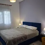 Desire Δωμάτια σε οικογενειακή κατοικία Κορινός